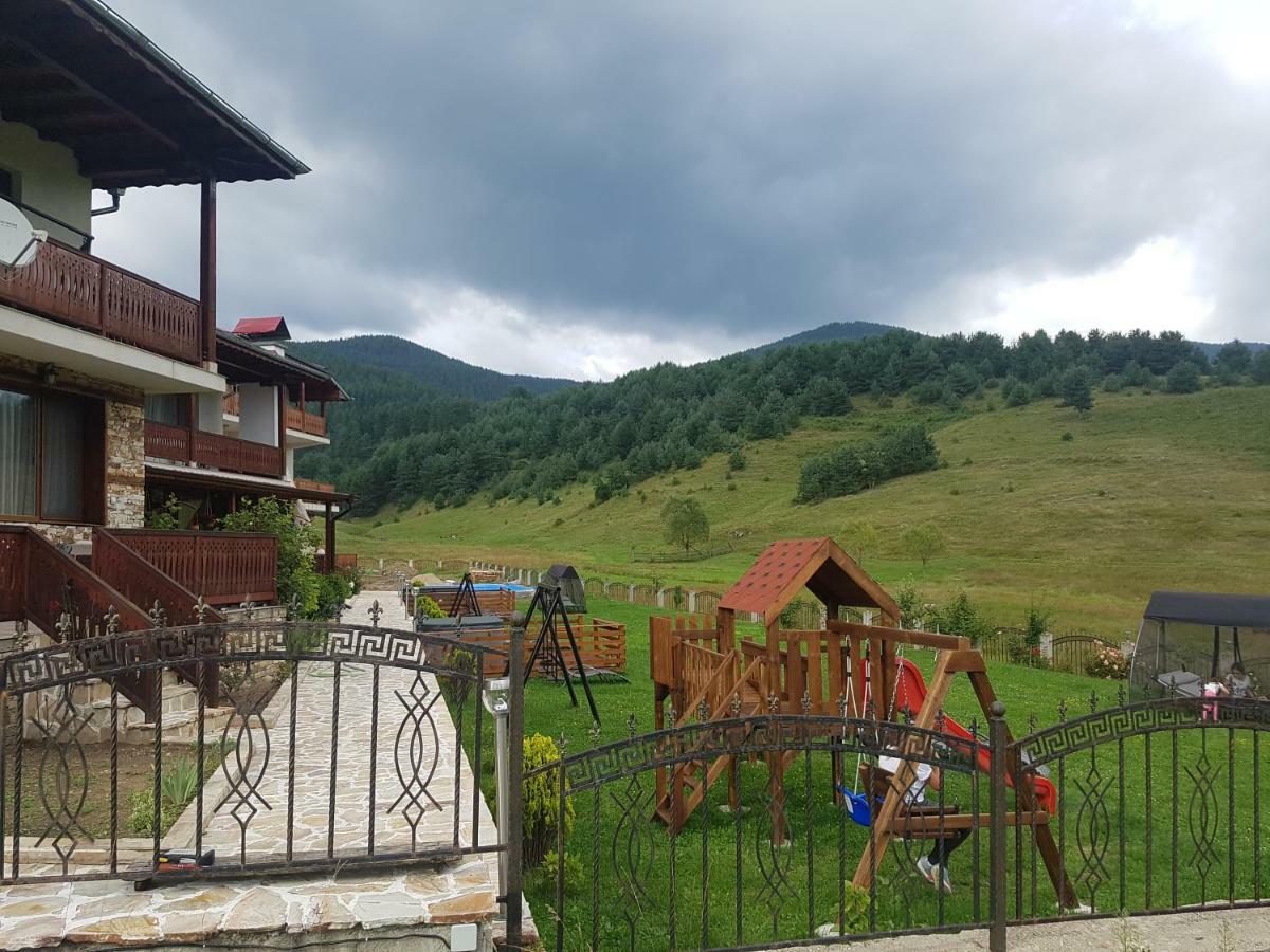 Къщи За Гости Башеви Sarnitsa Exterior photo